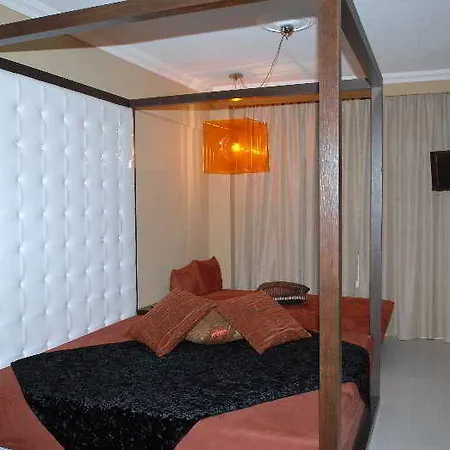 Art Hotel 4*
