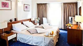 Hotel Art 4*
