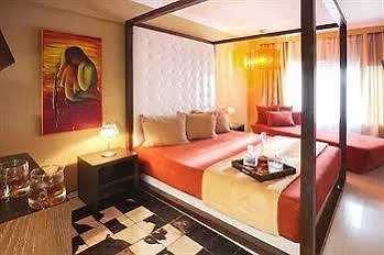 Hotel Art 4*